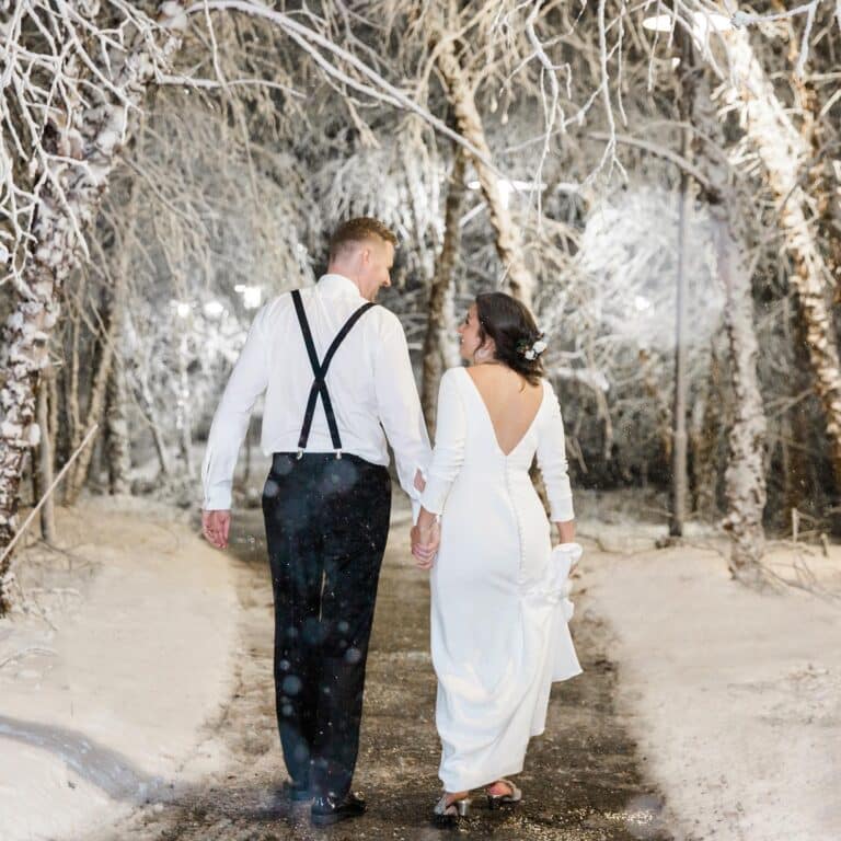 Allyn Lodge Weddings